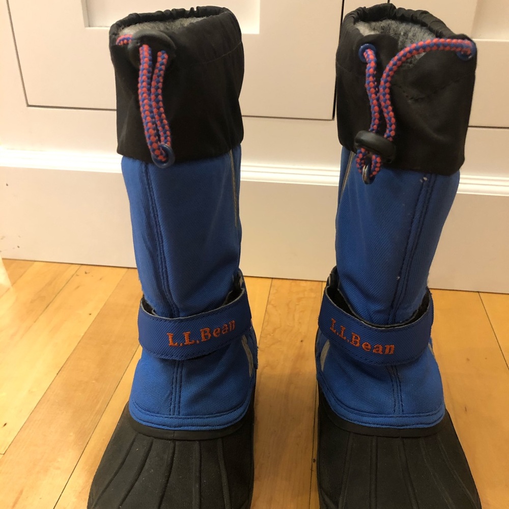 LL Bean Northwoods Snow Boot size 2